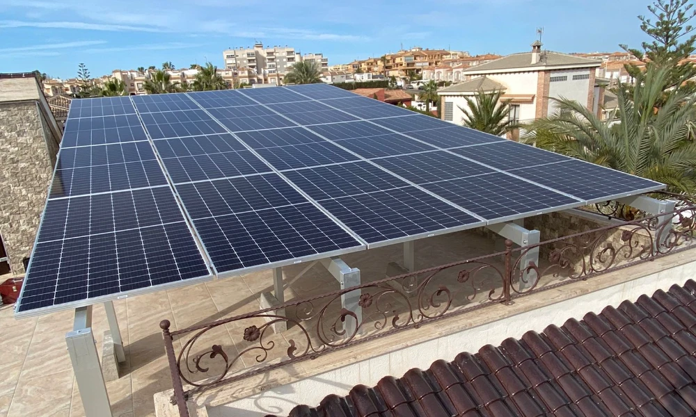 Instalación de pérgola solar en Calpe, Alicante