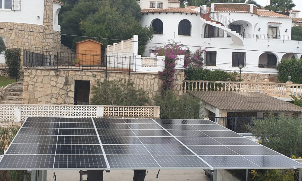 Instalación de pérgola solar en Finestrat, Alicante